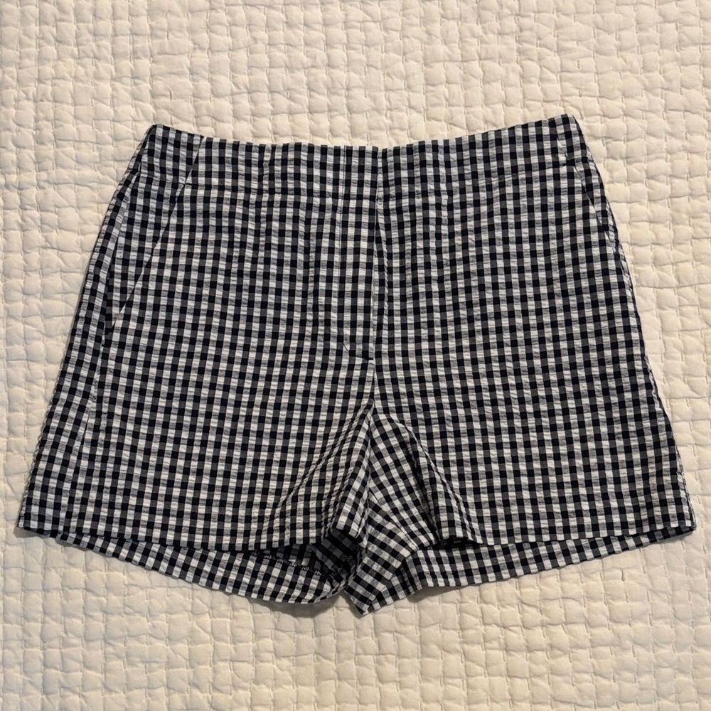 Cool Seersucker Navy and White Checkered Women Shorts with front pockets , LOFT,